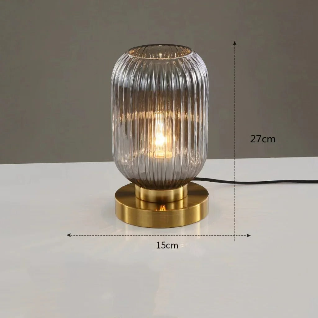 AuraGlow Elegant Bordlampe – Ribbet Design med Stemningsbelysning