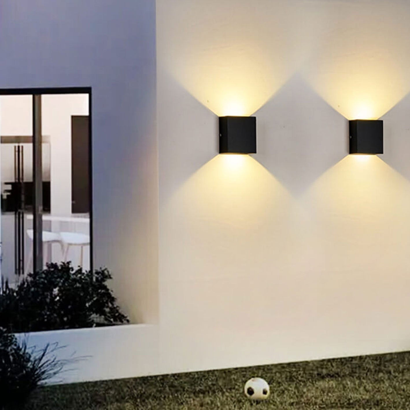 LumiGuard LED-væglampe med bevægelsessensor – Moderne udendørsbelysning