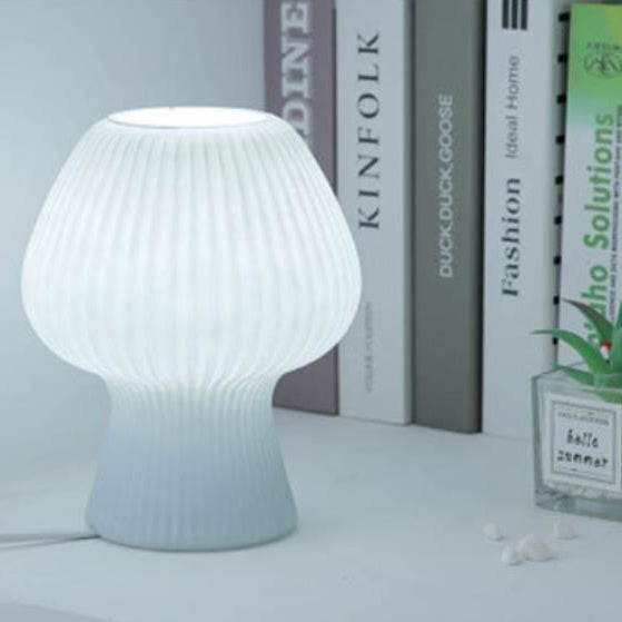 LumiMuse Vintage Glasbordlampe – Justerbar LED-sengebordsbelysning