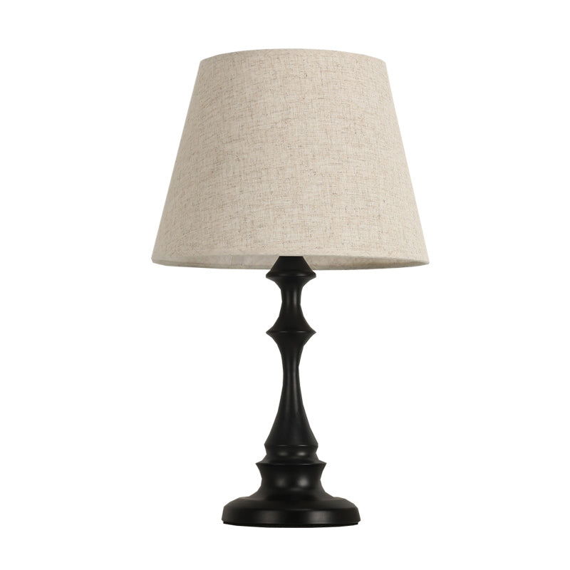 SoftGlow sengelampe med stofskærm – Moderne minimalistisk bordlampe