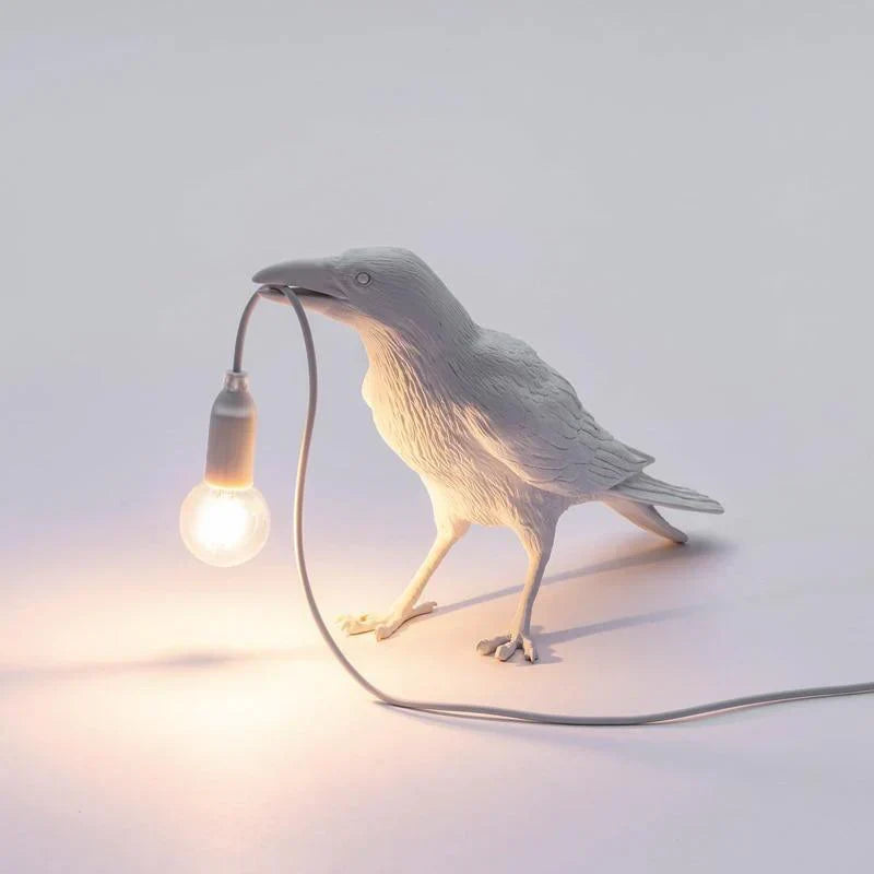 FeatherGlow Fuglelampe – Kunstnerisk stemningsbelysning til sofistikerede interiører