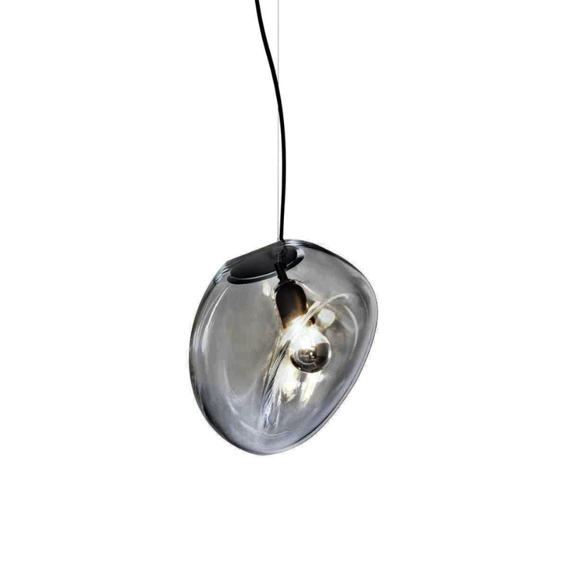 Dråbelux Elegant Glas Pendellampe – Stilfuld Loftsbelysning med Blødt Lys