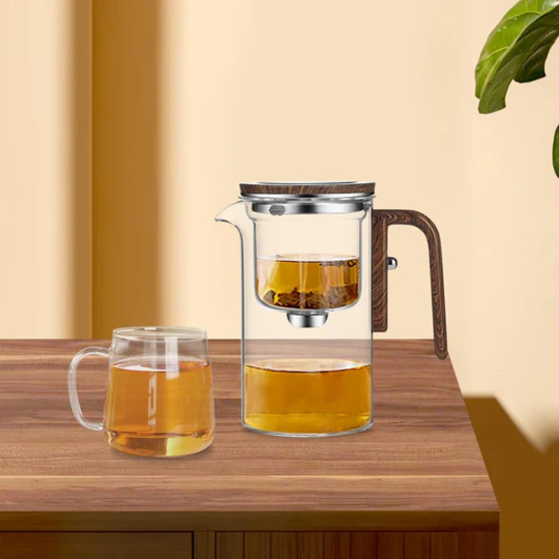 ClearPour Varmebestandig Glas Tekande med Træhåndtag – Elegant Bryg