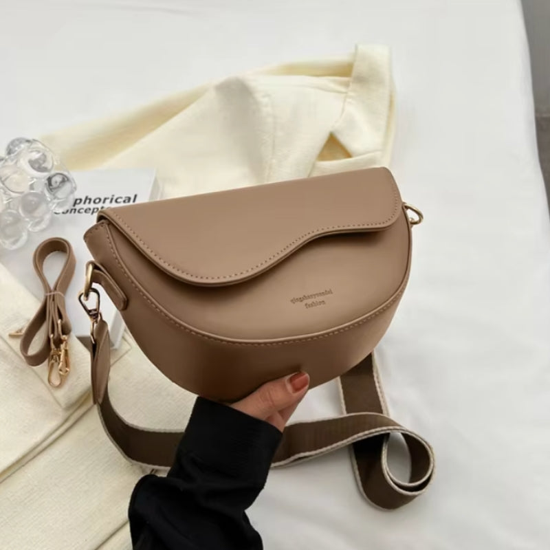 Lina Elegant Skuldertaske med Bred Rem og Luksuriøst Design