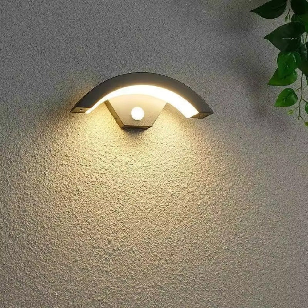 EyeGlow justerbar væglampe – elegant minimalistisk design