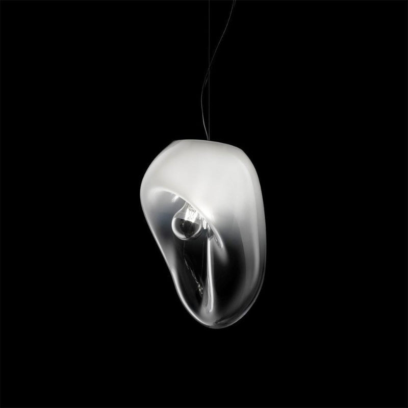 Dråbelux Elegant Glas Pendellampe – Stilfuld Loftsbelysning med Blødt Lys