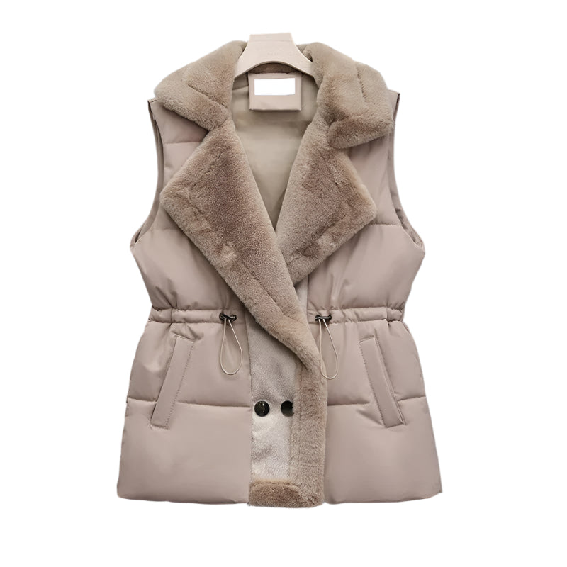 Stephanie - Luxe quiltet vest med imiteret pelskrave