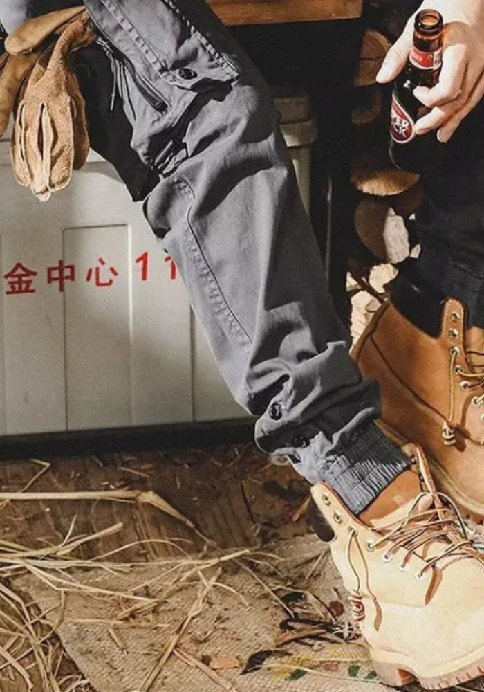Calvin - Herre cargobukser med koniske ben og design med flere lommer