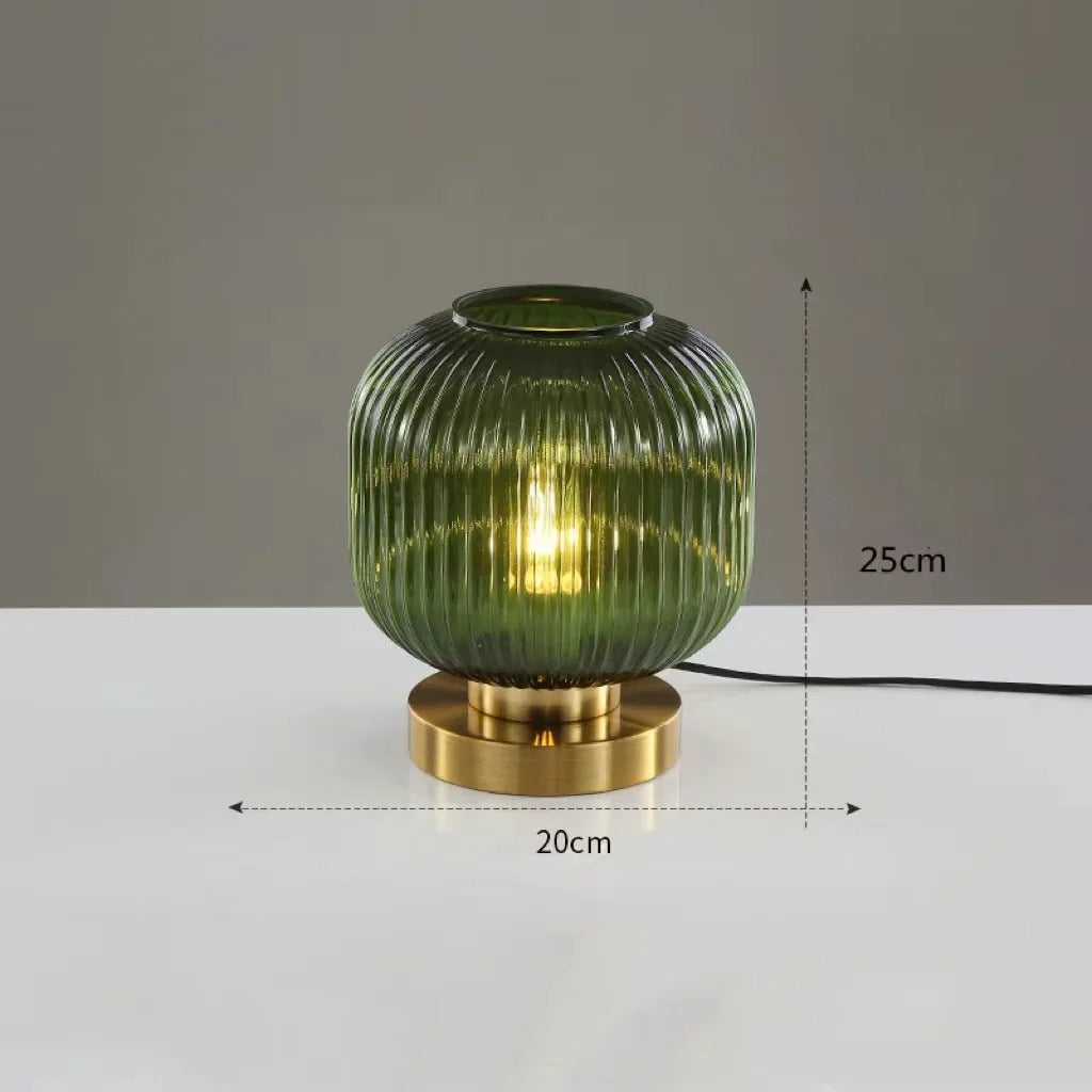 AuraGlow Elegant Bordlampe – Ribbet Design med Stemningsbelysning
