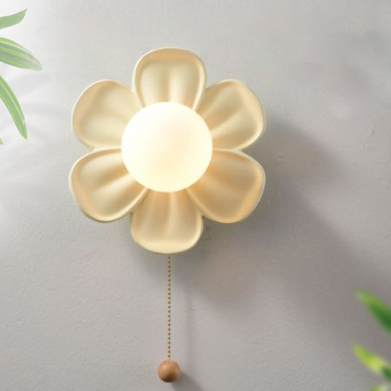 BloomSphere Artistic Flower Ball væglampe – Moderne blomsterbelysning
