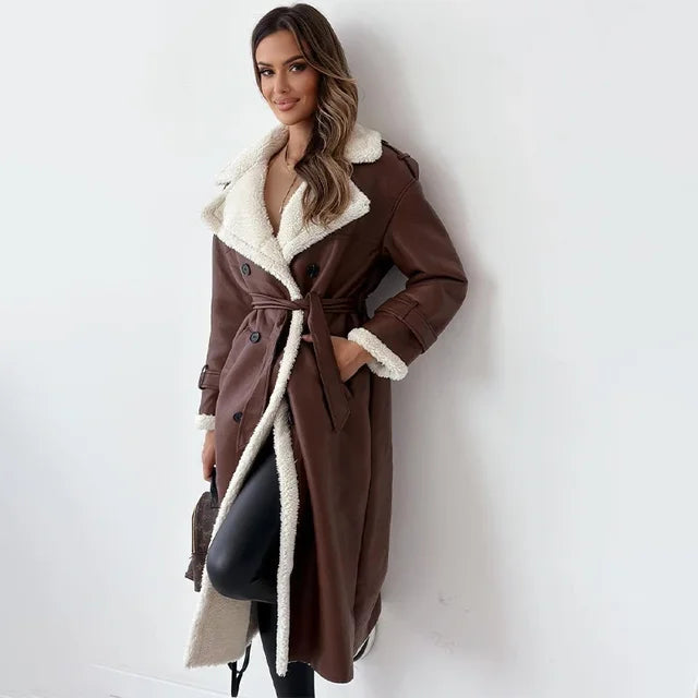 Janice - Elegant lang sherpakravefrakke