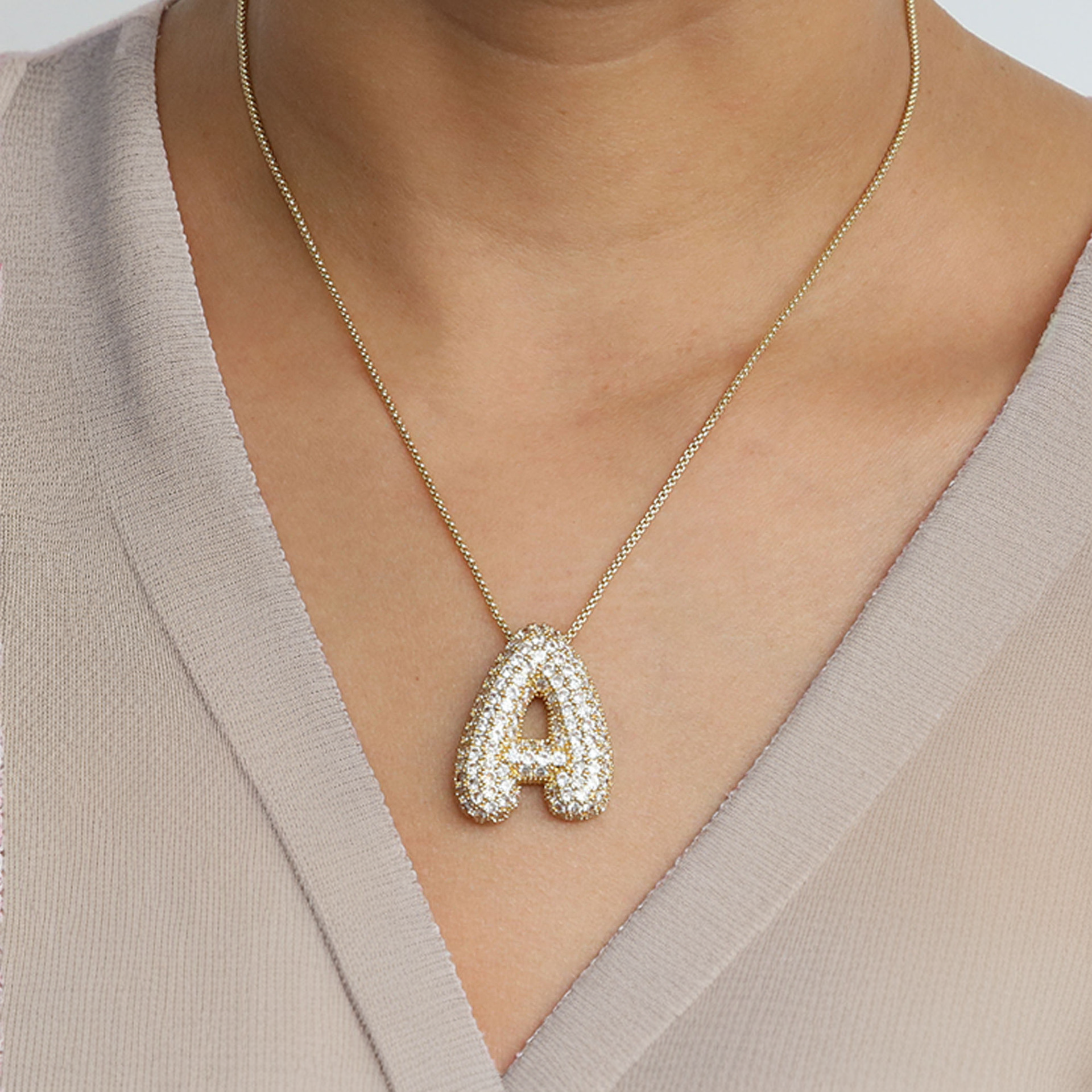 LunaBubble Initial Halskæde med Diamantlook – Personlig Gave til Mors Dag