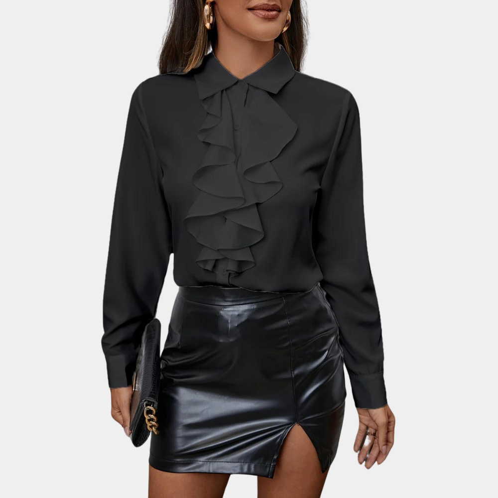 Clara – Elegant Flæsebluse med Knaplukning og Lange Ærmer