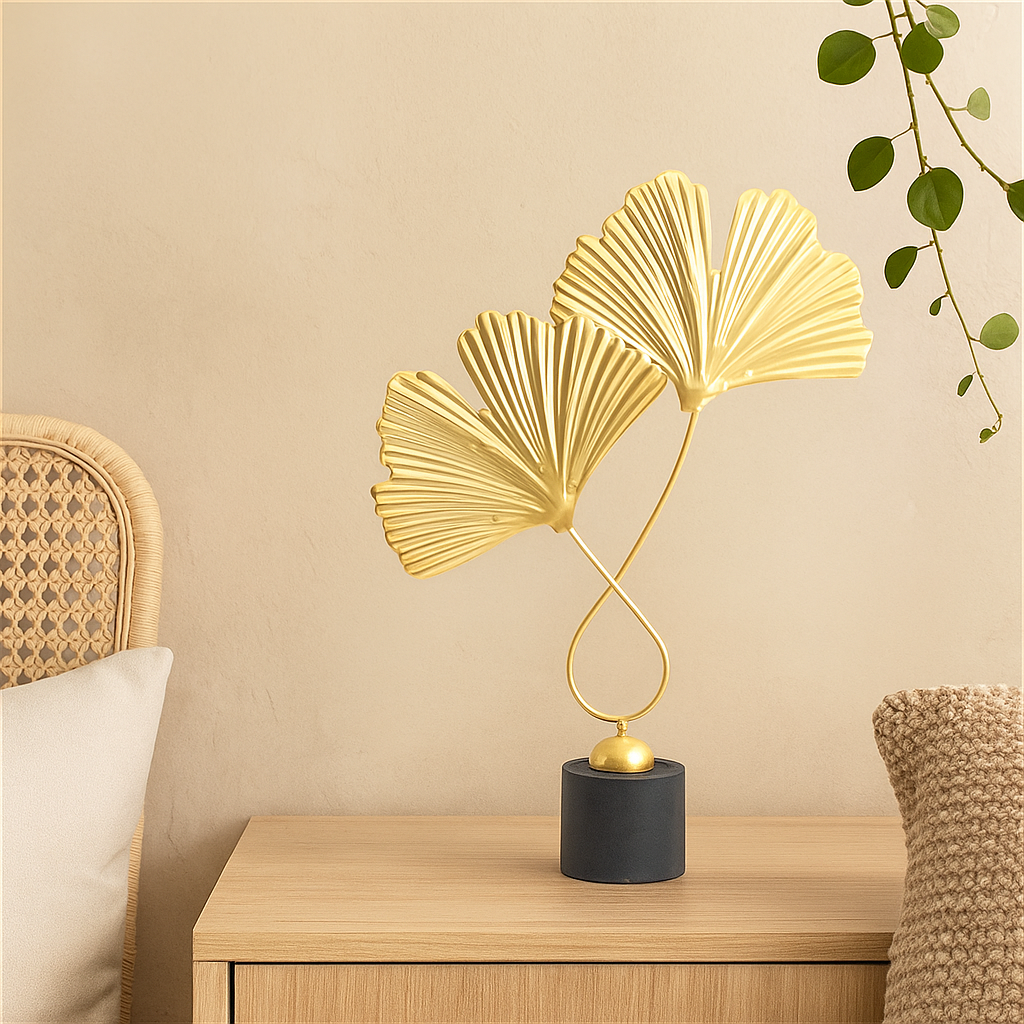 GoldenGrove – Minimalistisk Ginkgobladskulptur for Elegant Naturlig Charme