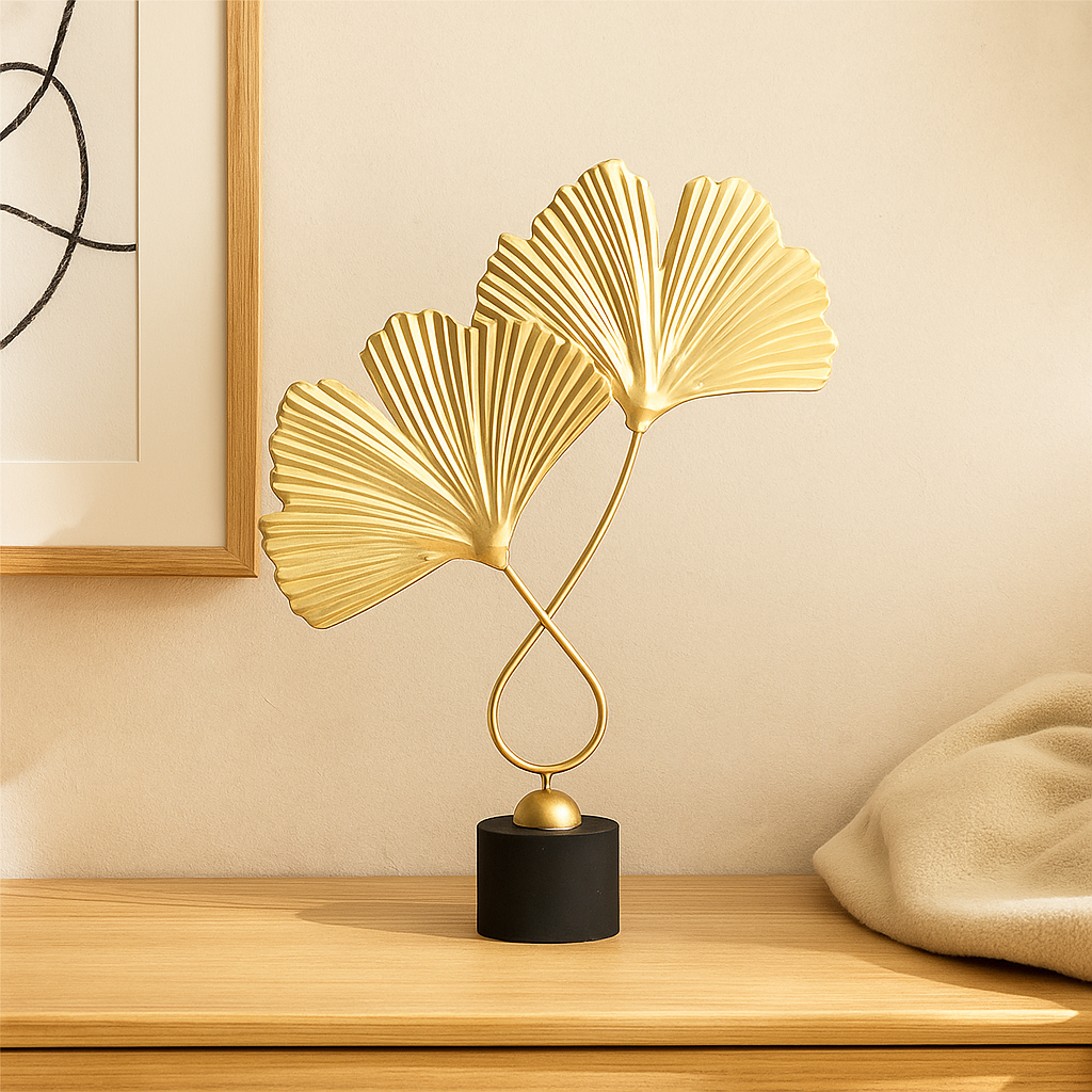 GoldenGrove – Minimalistisk Ginkgobladskulptur for Elegant Naturlig Charme