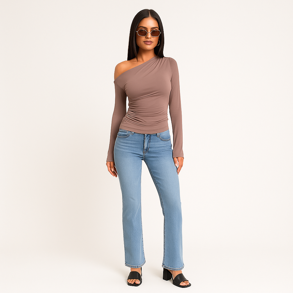 Clara Asymmetrisk Ruched Bluse – Elegant Slim Fit Langærmet Top til Dame