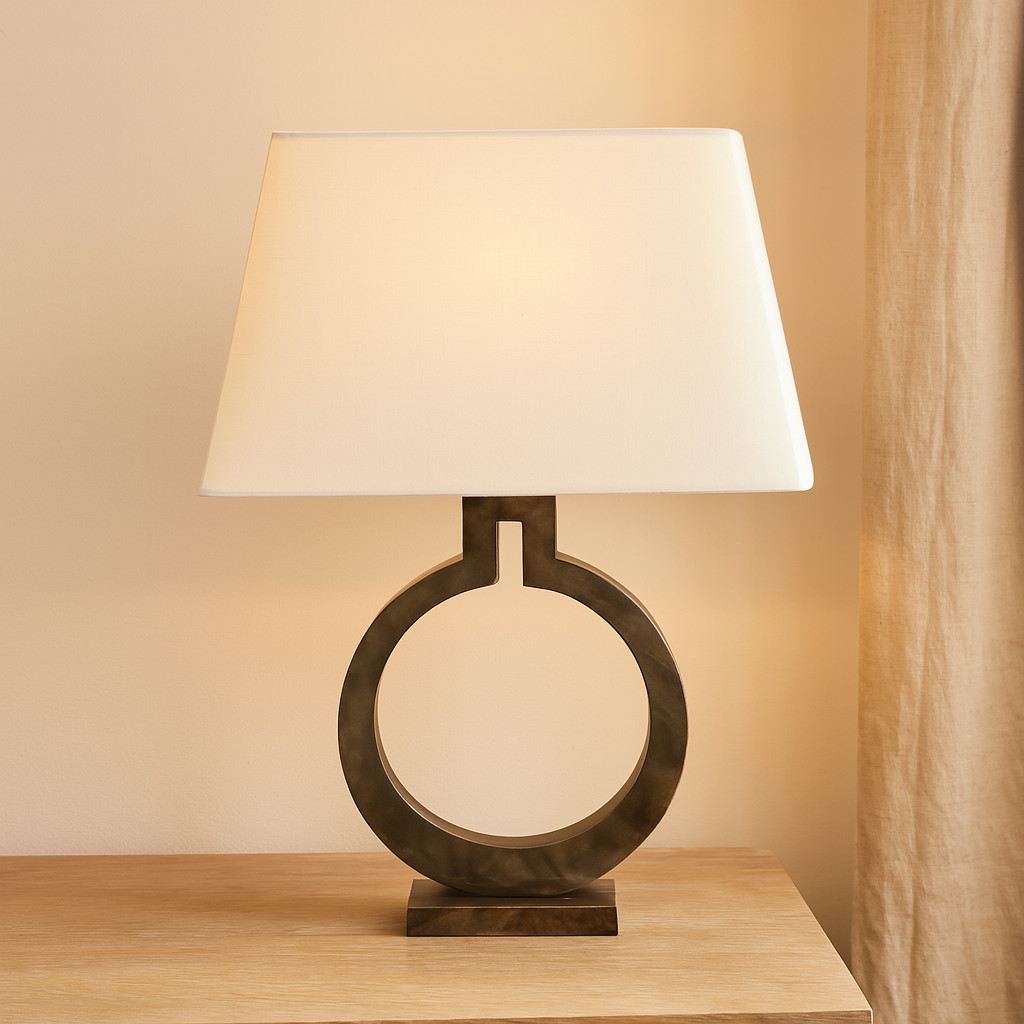 LumaLuxe Moderne Bordlampe