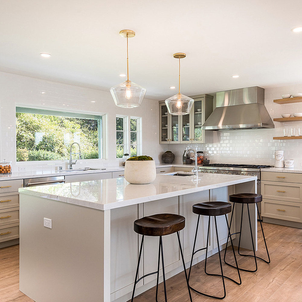 LumaGlow - Elegant pendel i klart glas med messingfinish