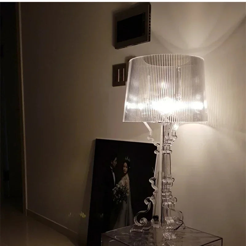 RegalGlow Bourgie Bordlampe – Barok Elegance med Moderne Twist