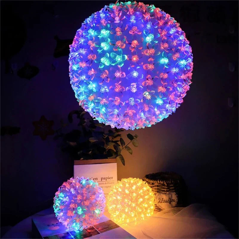 LumiSphere LED Bordlampe – Fortryllende Lys og Elegant Design til Dit Hjem