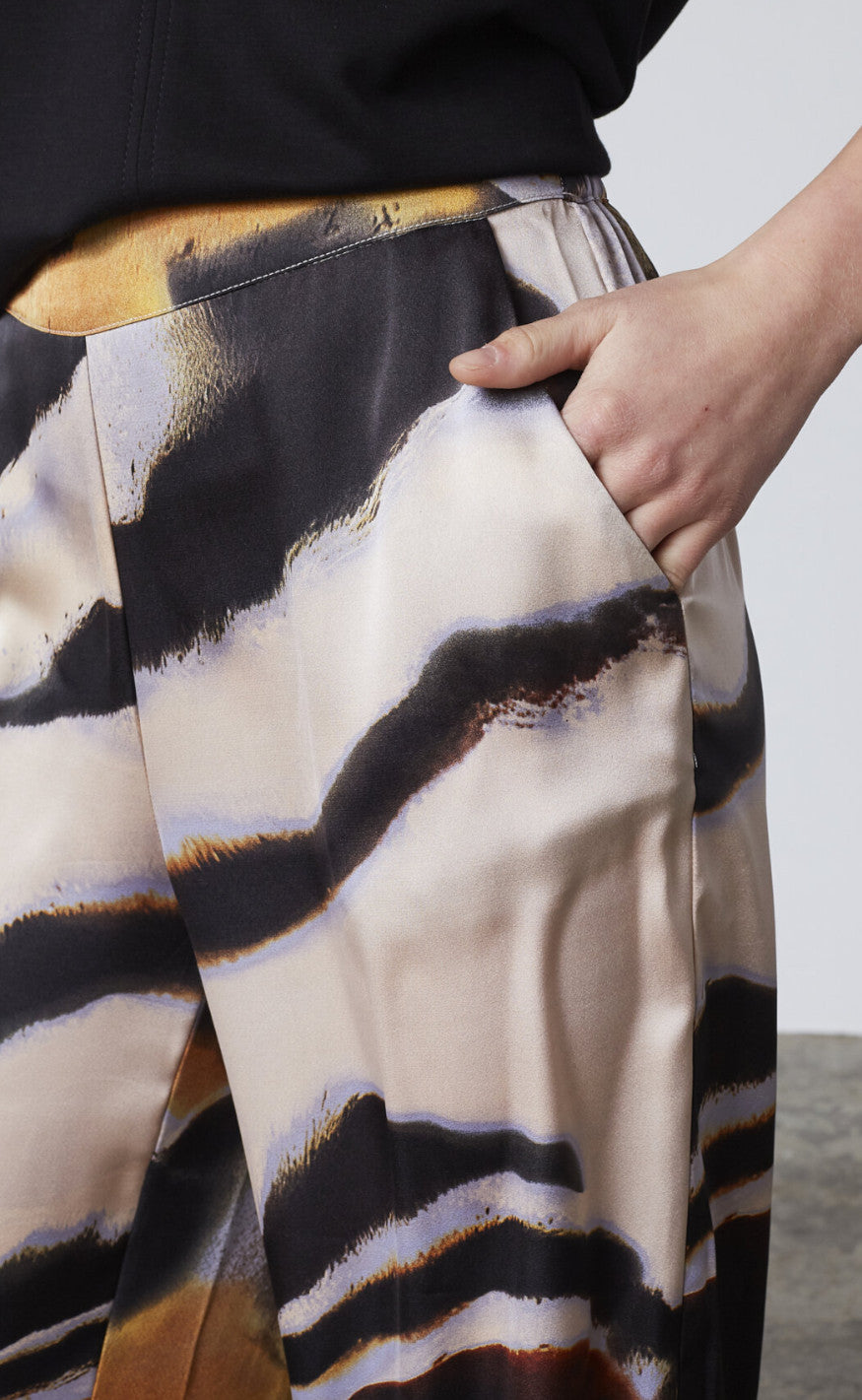 Nordéa Multi-Patterned Wide-Benchs for ubesværet chic