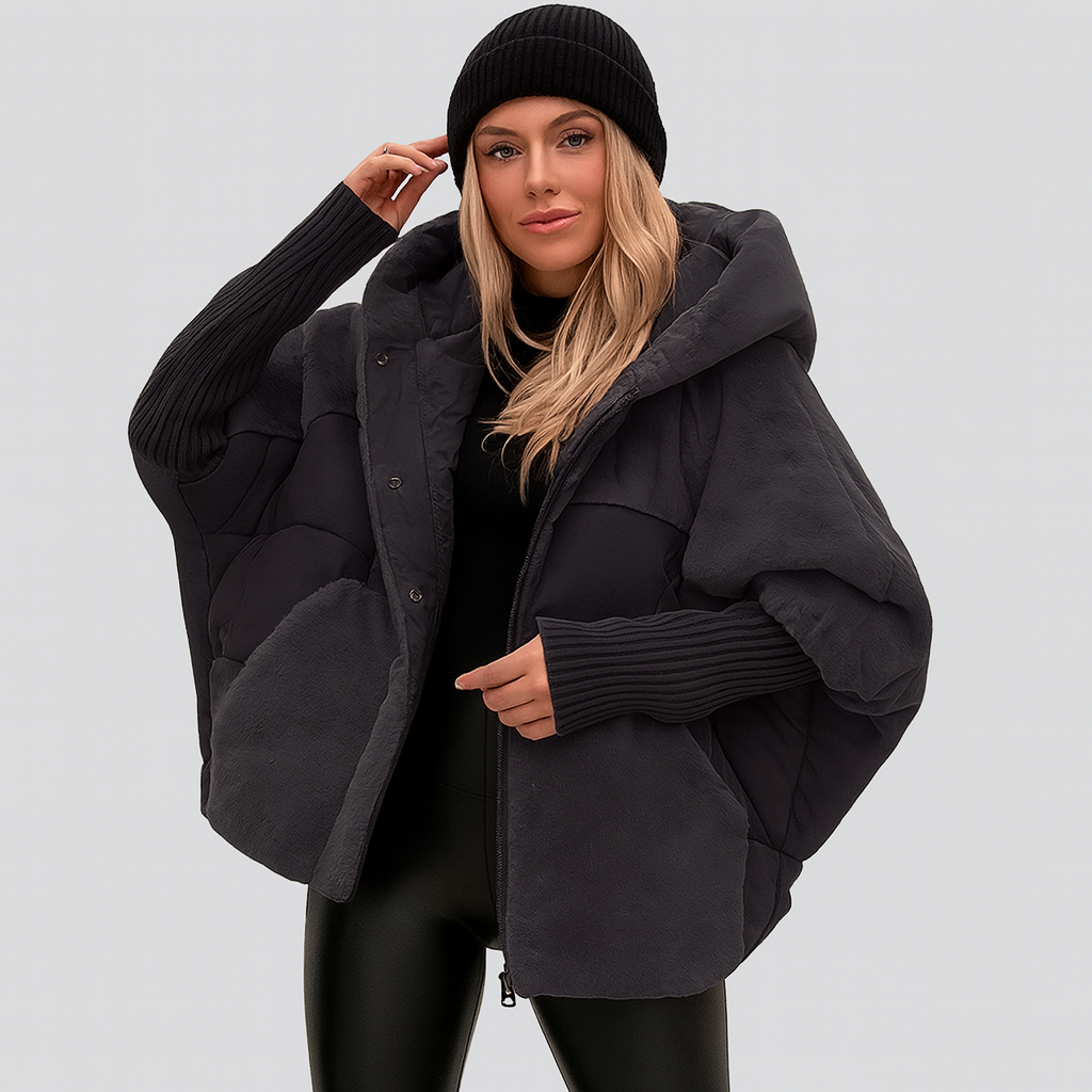 Lunivara | Oversized Prisjule med hætte