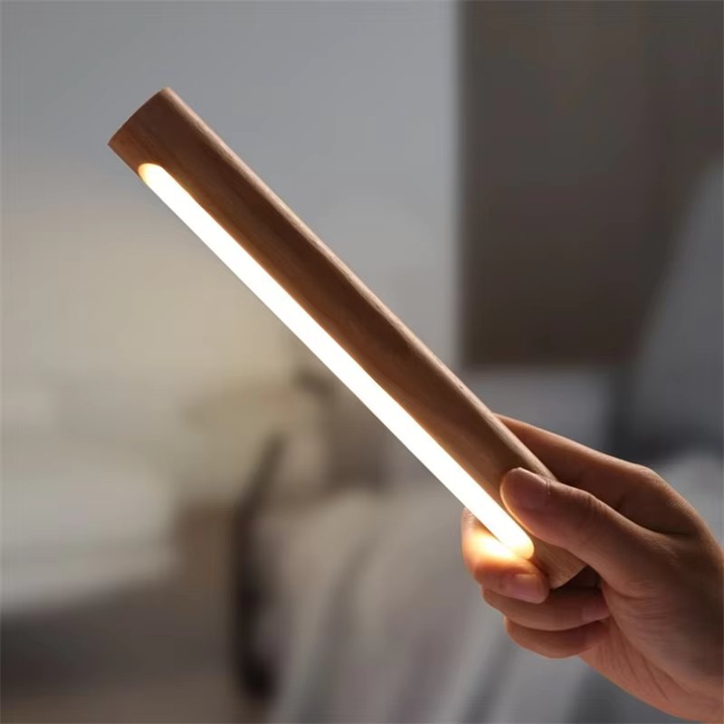 LumeWood - Minimalistisk LED væg- og bordlampe