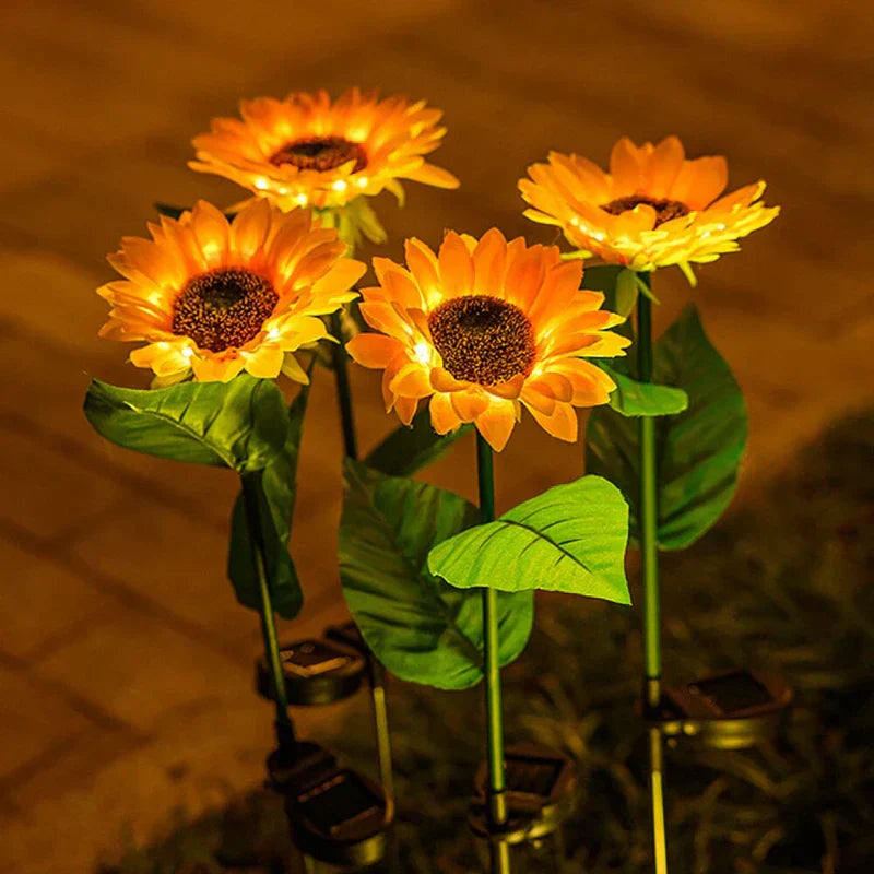 SunnyBloom - Solcelledrevet havelampe til solsikke