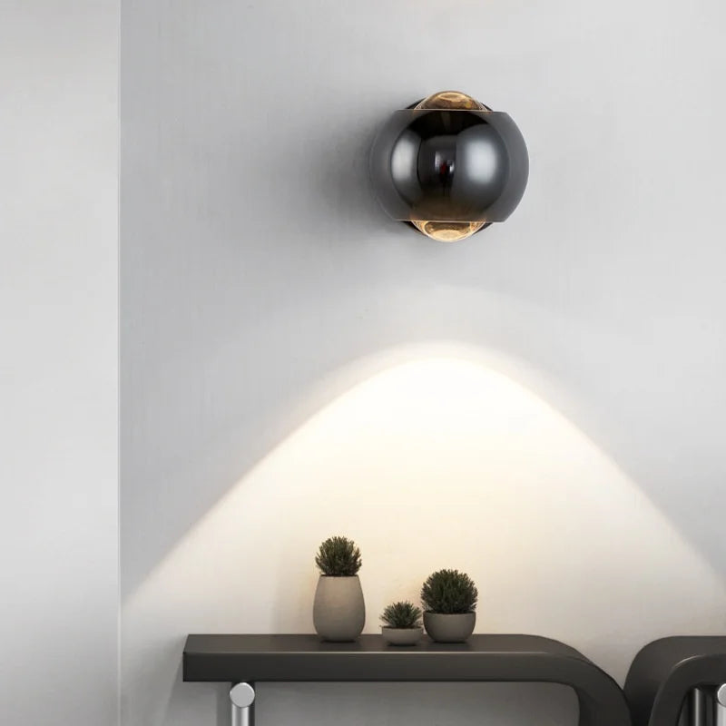 Lysova 360° LED Væglampe