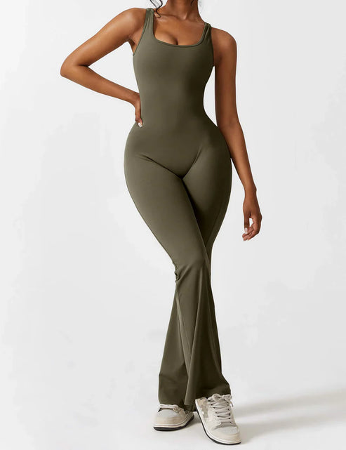 Mireille Flared Jumpsuit med V-ryg