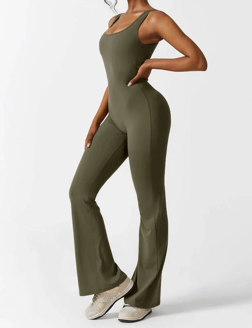 Mireille Flared Jumpsuit med V-ryg