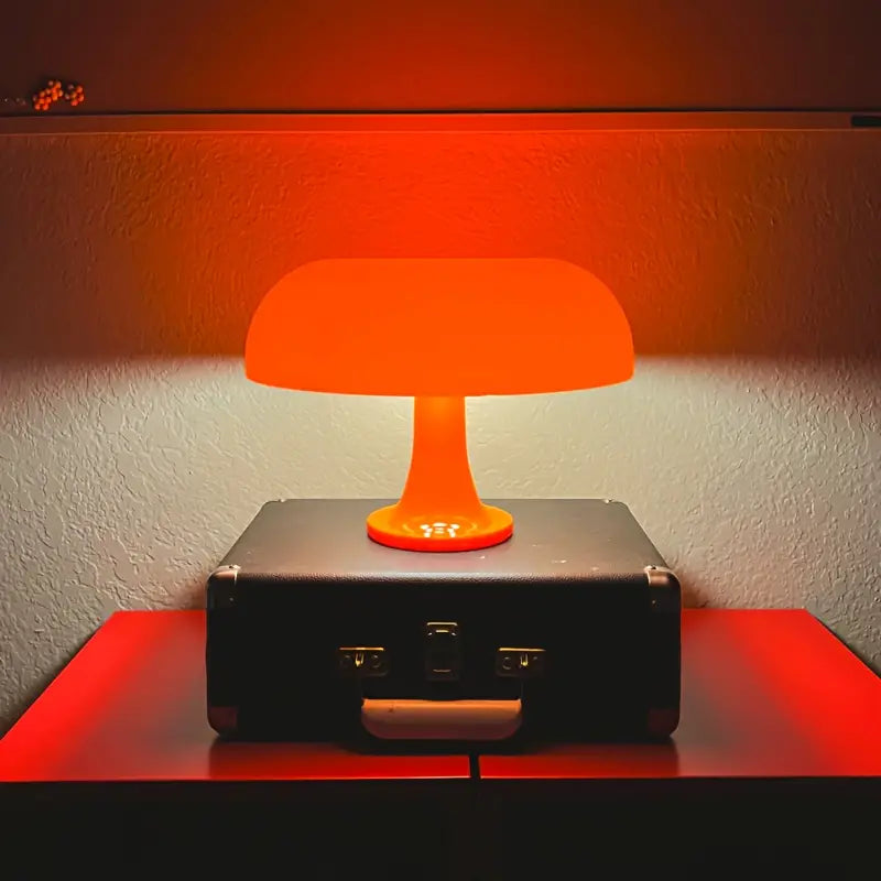 Orbella genopladelig kuglelampe
