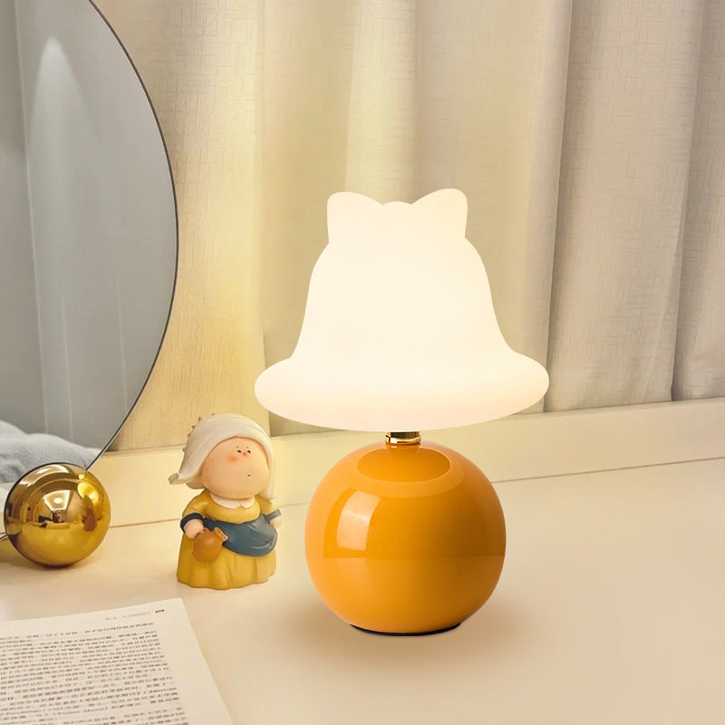 LumaCyl Moderne Væglampe – Elegant cylindrisk skærmlampe