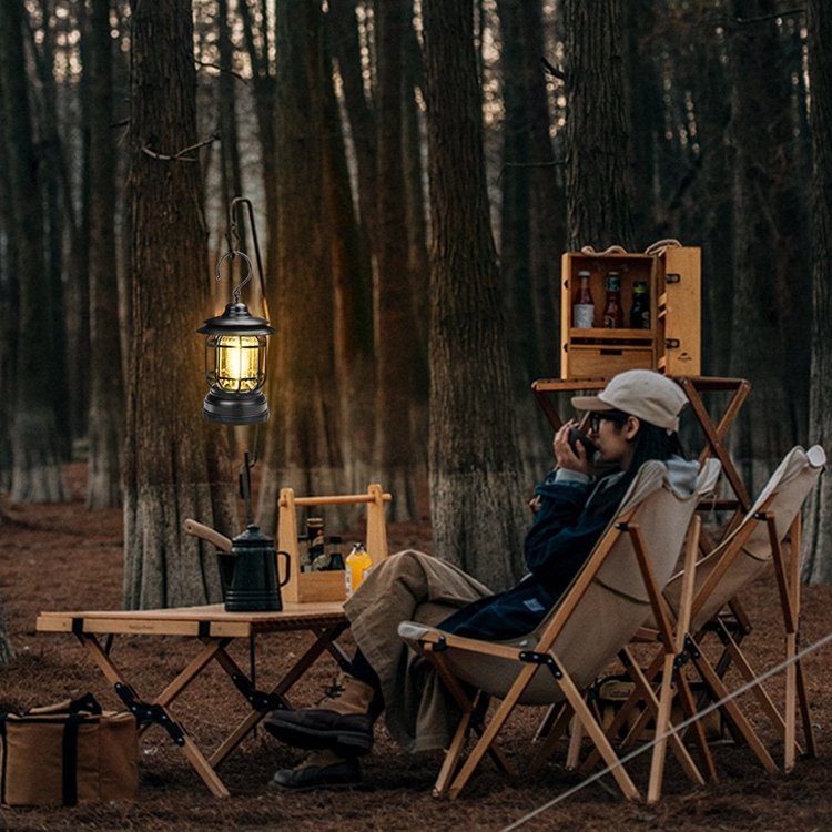 RetroLume – Vintage Lysekrone med Elegant Lampeskærm til Nostalgiske Pendellamper