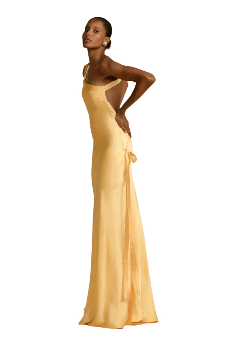 GalaGlide One-Shoulder Maxi-kjole – Elegant asymmetrisk kjole med åben ryg