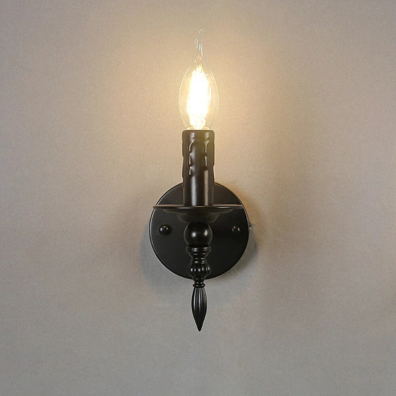 NoirCandle væglampe – Elegant sort væglampe
