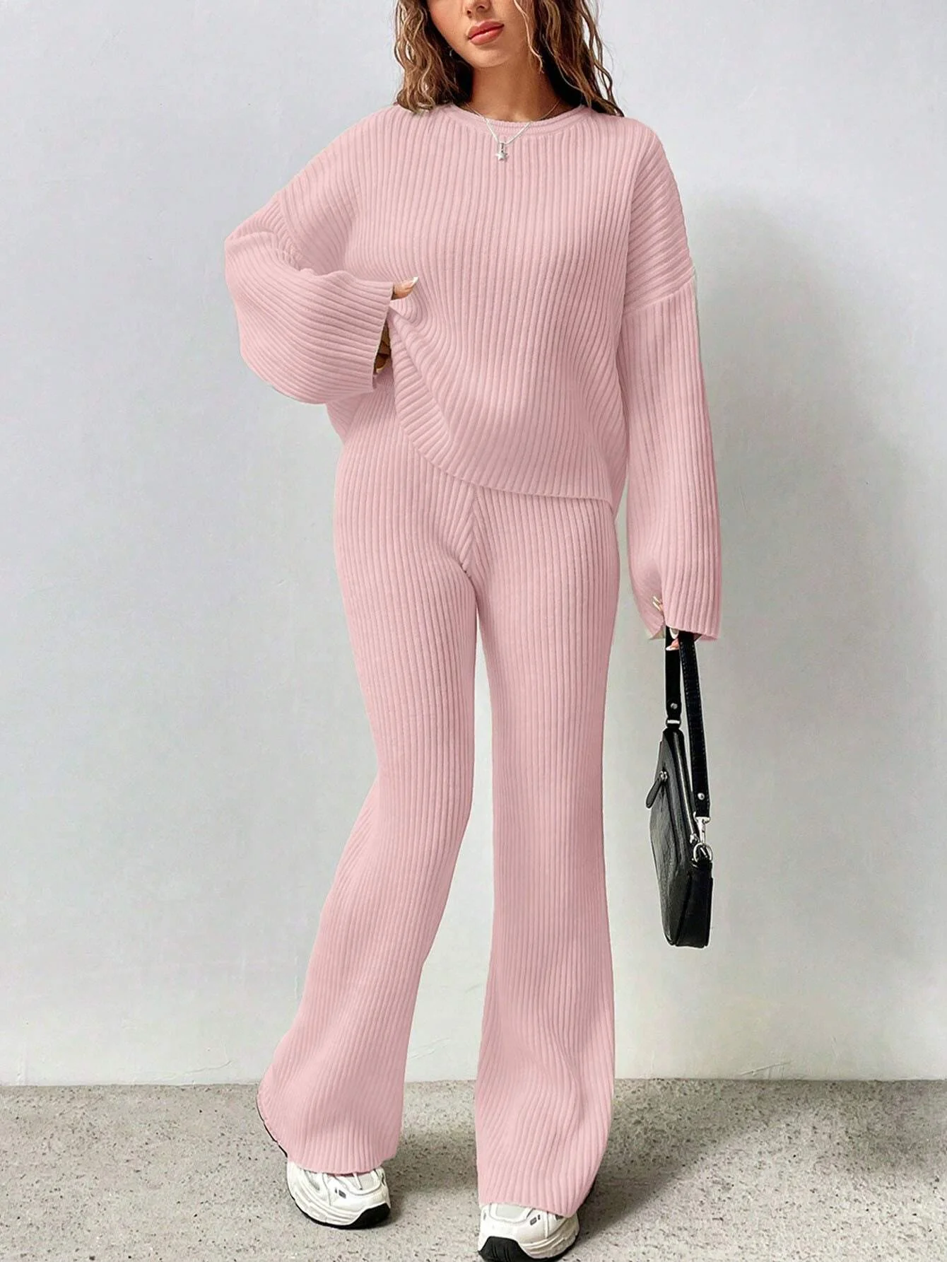 Meri - Solid sweater med rund hals og skuldre