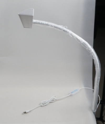 FlexiGlow LED-skrivebordslampe med dobbelt hoved