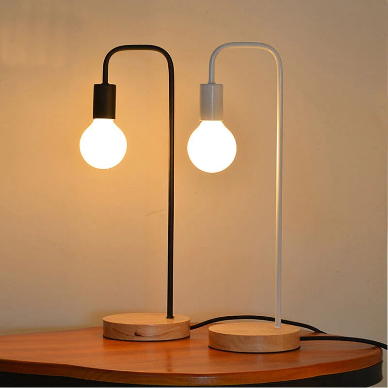 UrbanLume Industriel Natlampe – Elegant Metalbordlampe