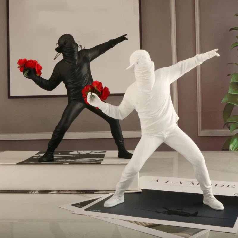 BloomThrower Moderne Blomsterkaster Statue