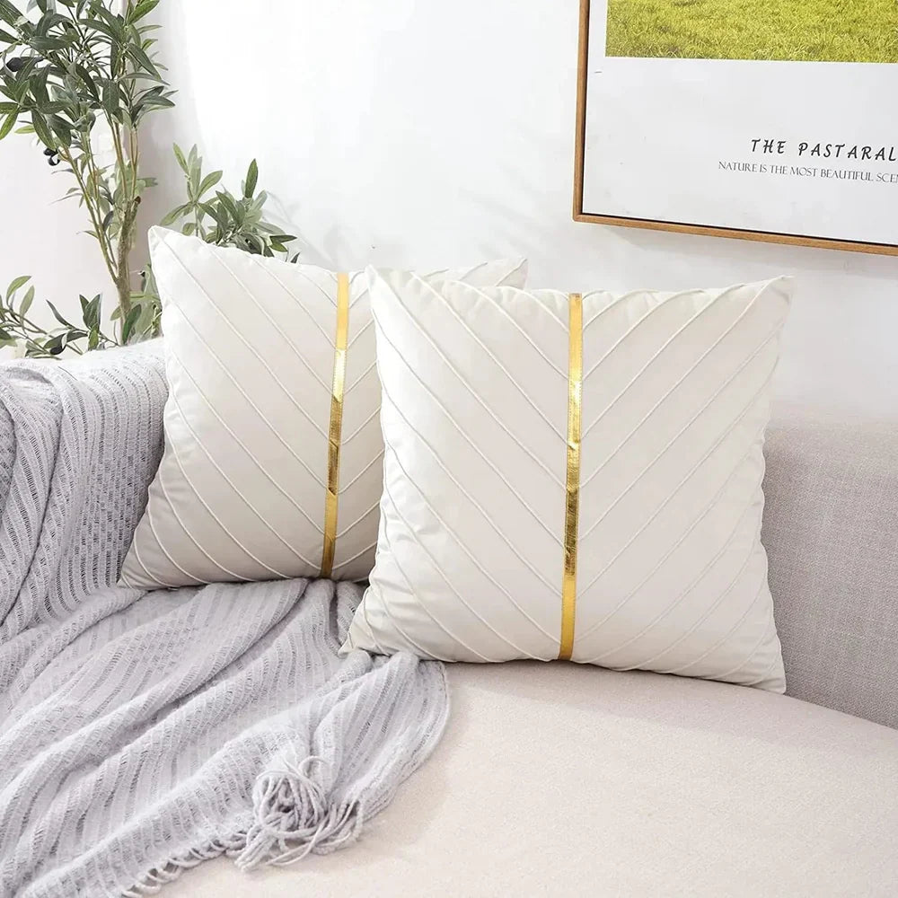 OpulentTouch - Plisserede dekorative puder med gyldne striber