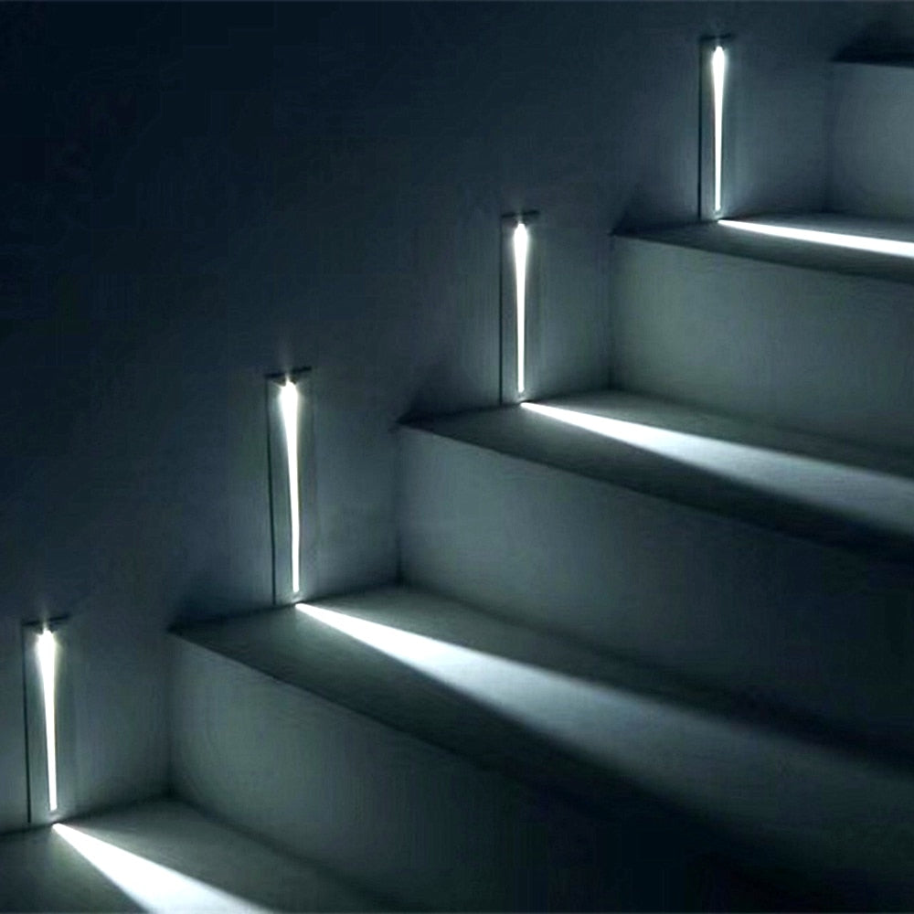 StepGlow LED-trappelampe – Elegant og sikker indendørs belysning