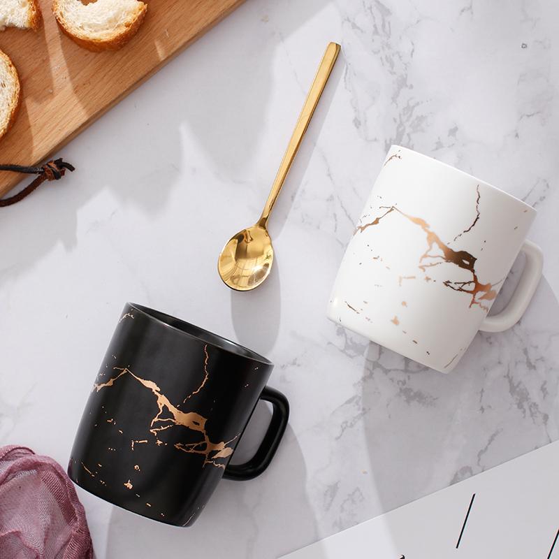LumiStone Kaffekrus med Slående Mønster og Blank Finish