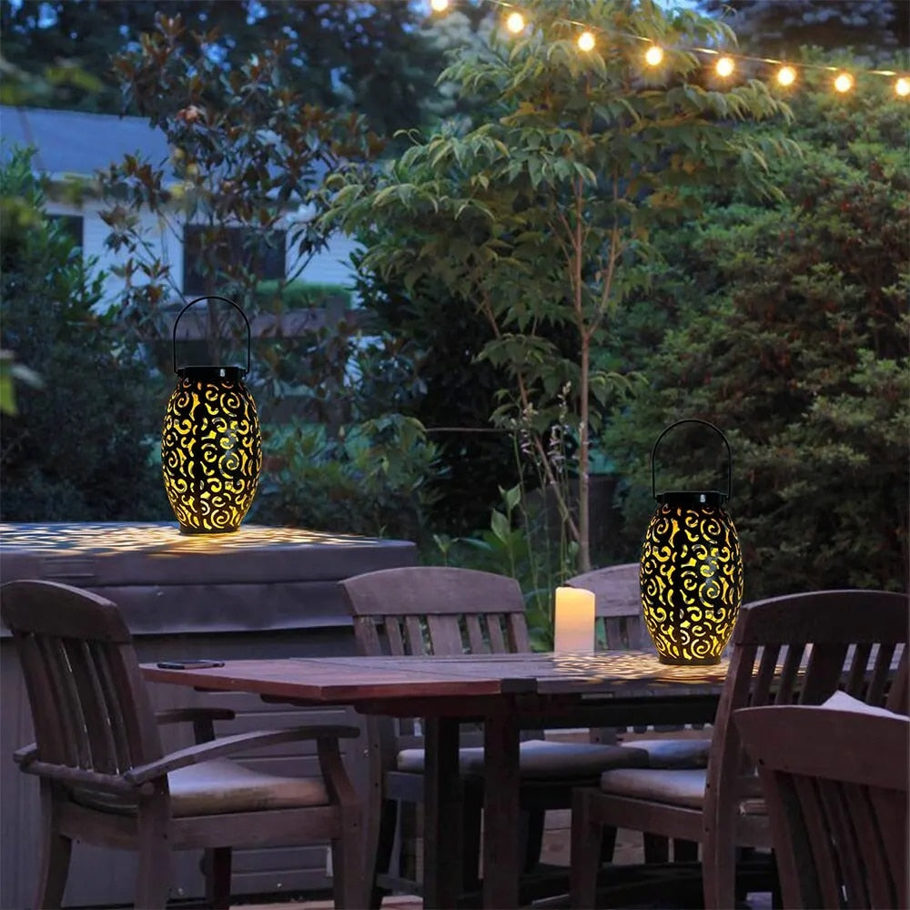 SolarLuxe – Elegant Solarlaterne med Varmt LED-Lys til Udendørs Belysning