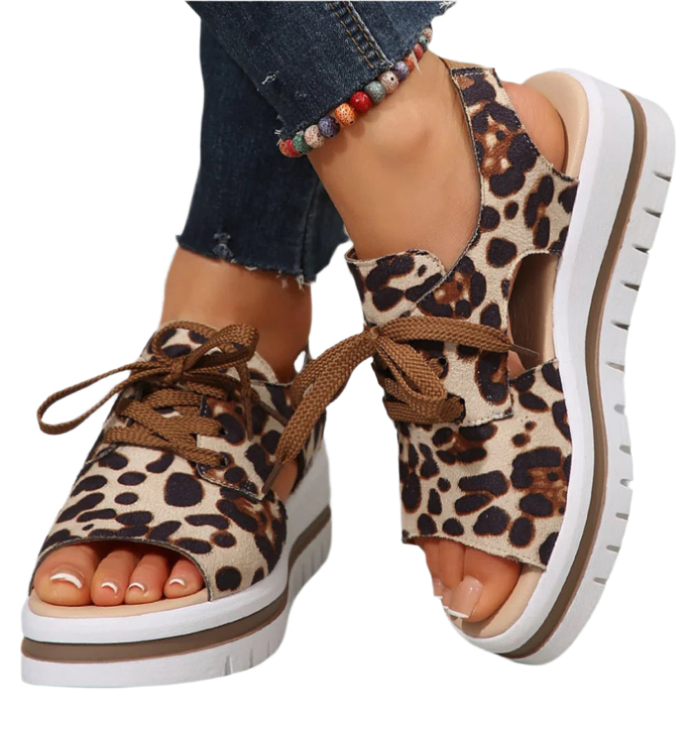 Sierra Dame Leopardprint Kilesandaler – Dristig Stil med Heldagskomfort